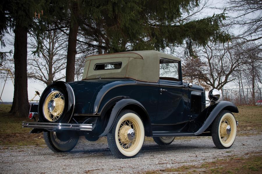  Ford Model 18 Cabriolet 1932 года  (фото 2 из 10)